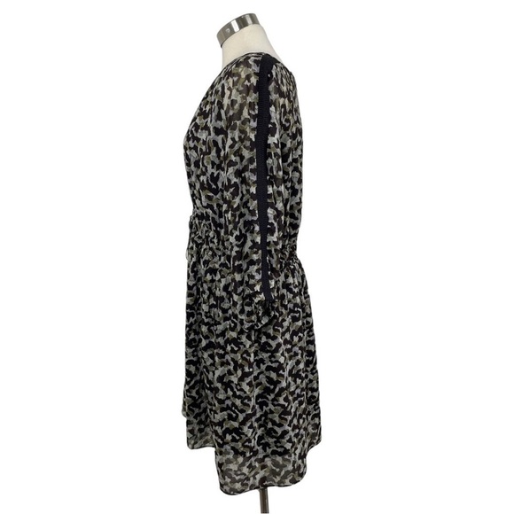 CITY CHIC Animal Print Chiffon Dress size 16 - Picture 4 of 10